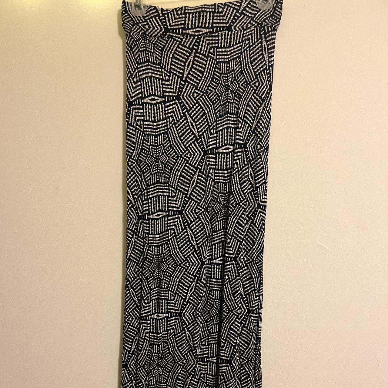 long maxi slit skirt •Aeropostale XS ~ black &... - Depop