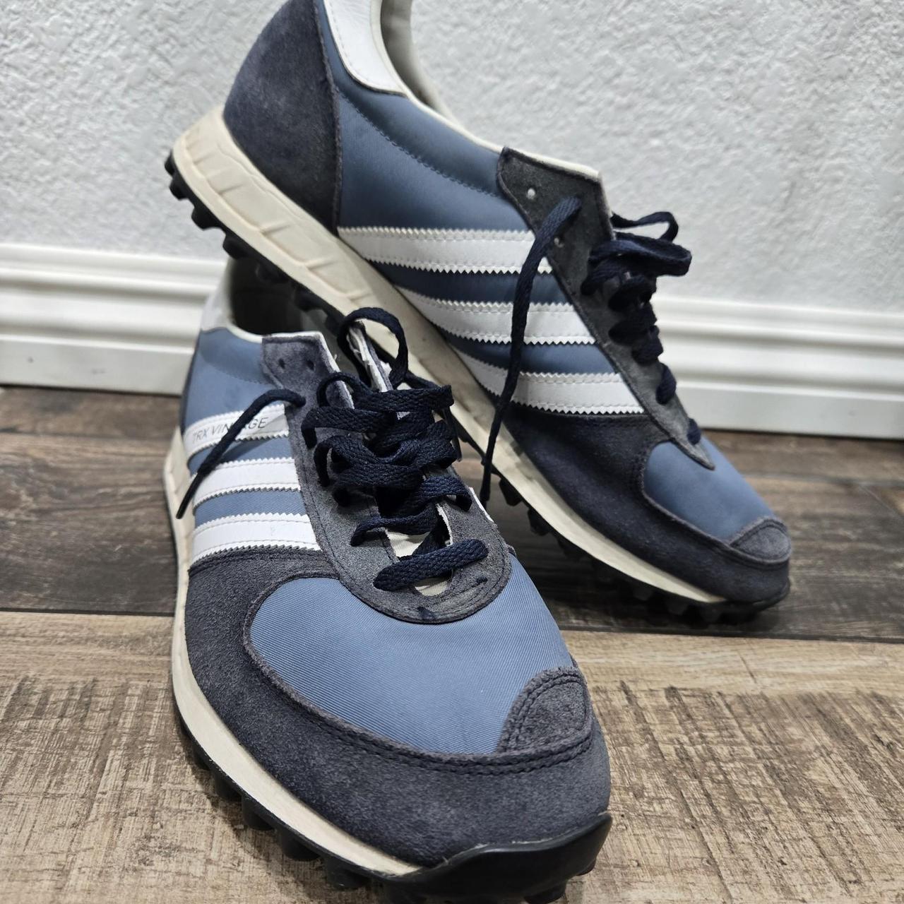 item listed by shopolivesattic