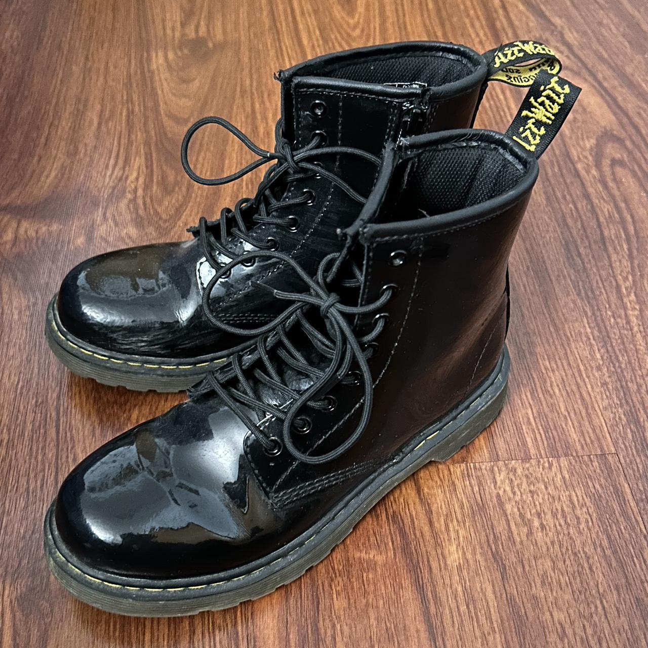 Black Delaney doc martens in good condition They