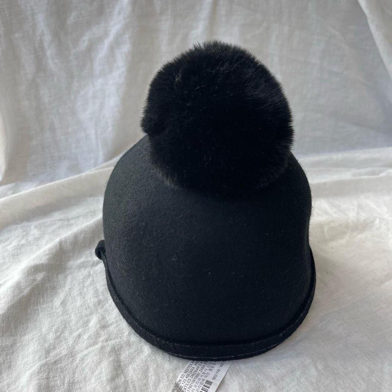 ZARA Girl's Felt Baby Cap Fur Pompom Wool Solid... Depop