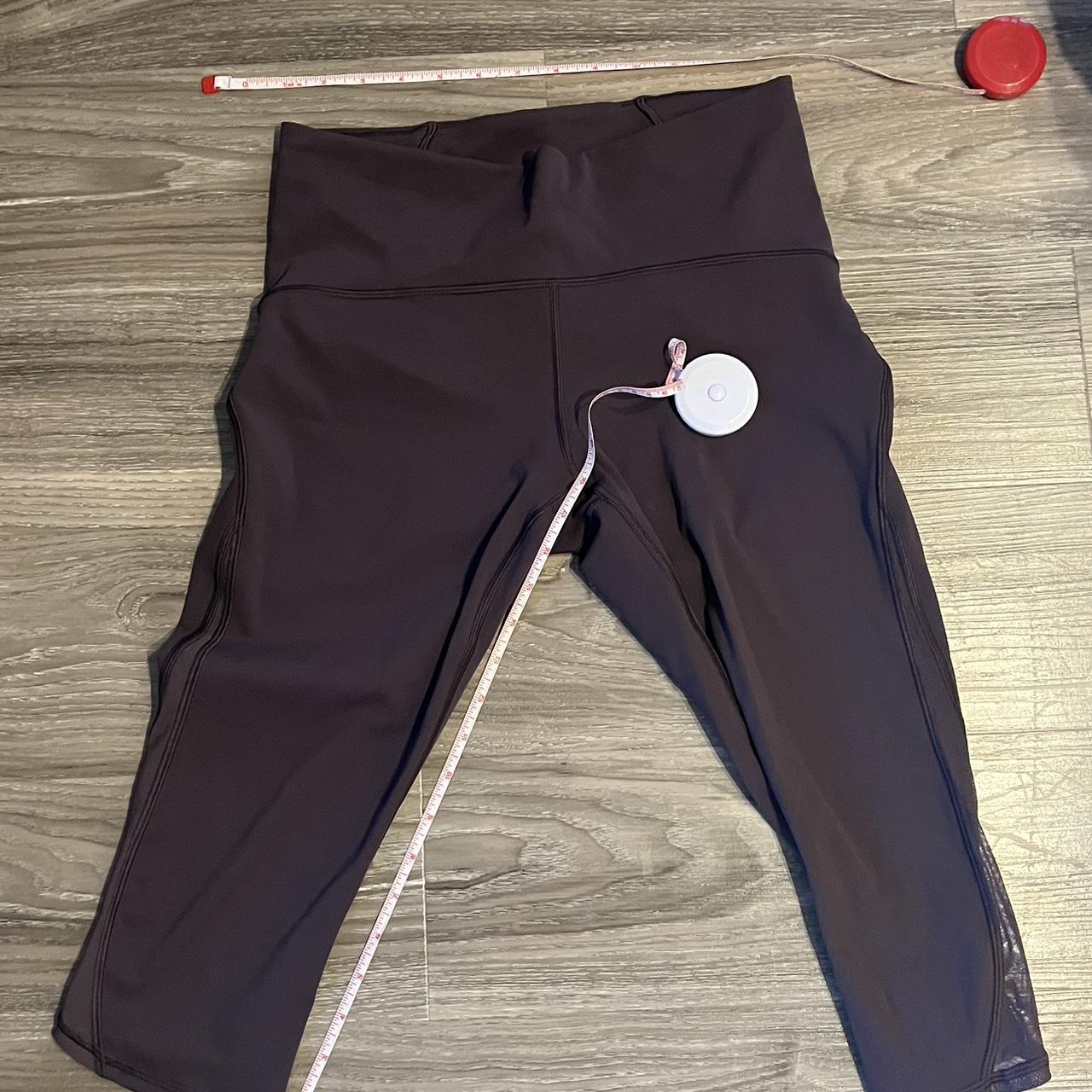 EUC —Lululemon Train Times Crop 17” Size: 8 — rip - Depop