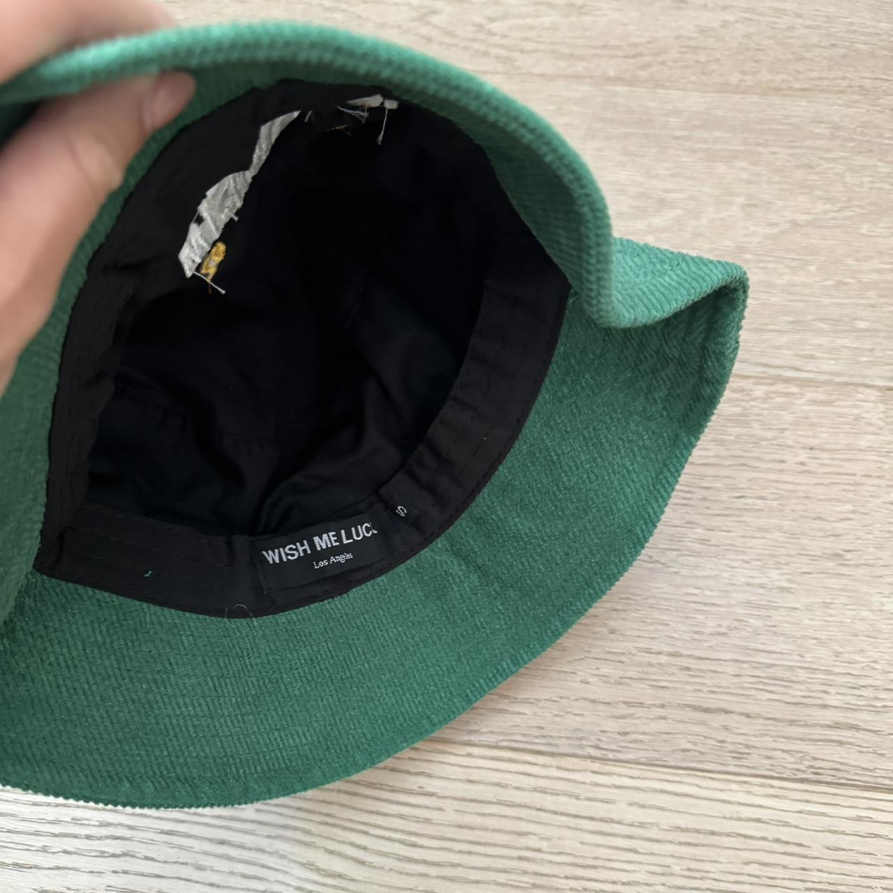 Wish me Luck green bucket hat Size small No