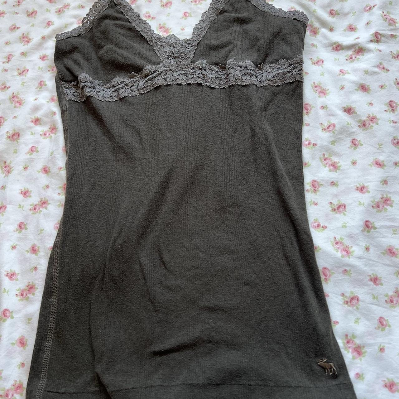 Abercrombie & Fitch Women's Grey and White Vest | Depop