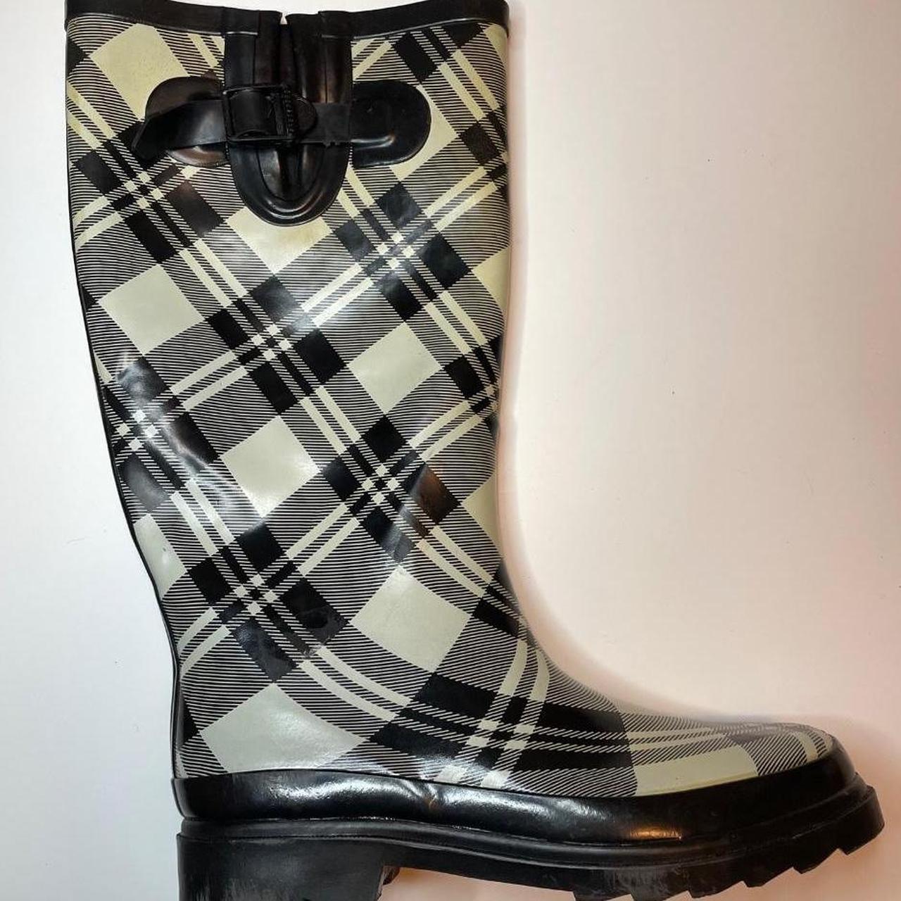 Women's plaid outlet rain boots