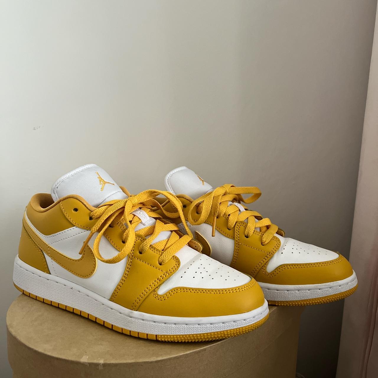 syracuse jordans low