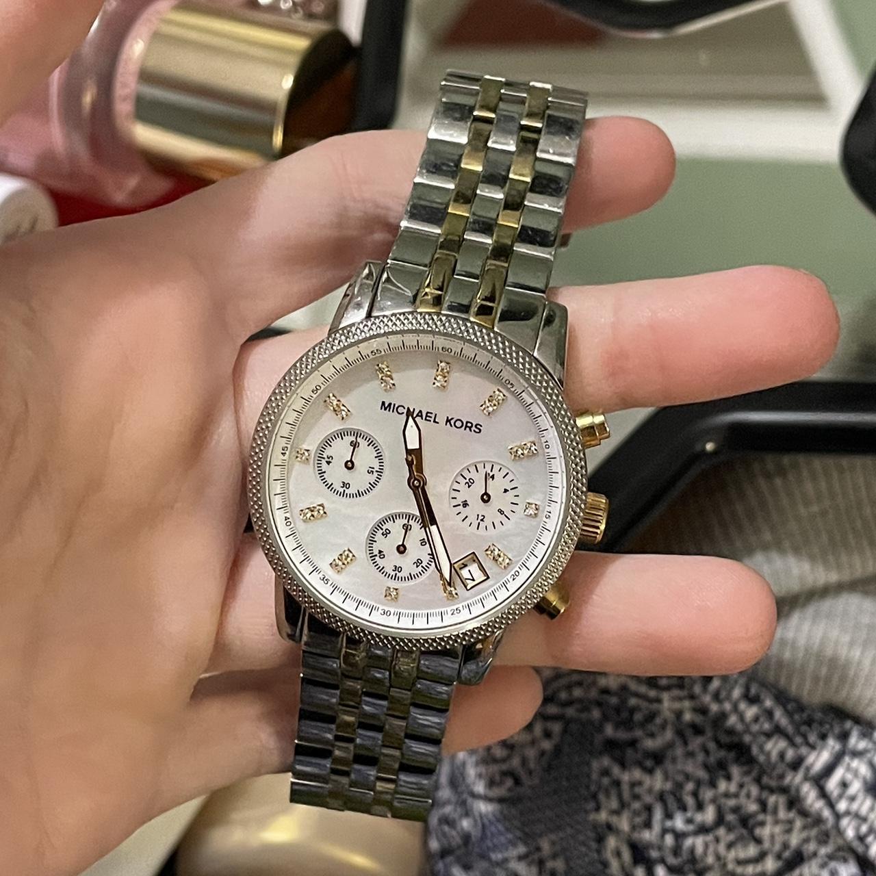 Michael Kors Pearl Face shops Watch