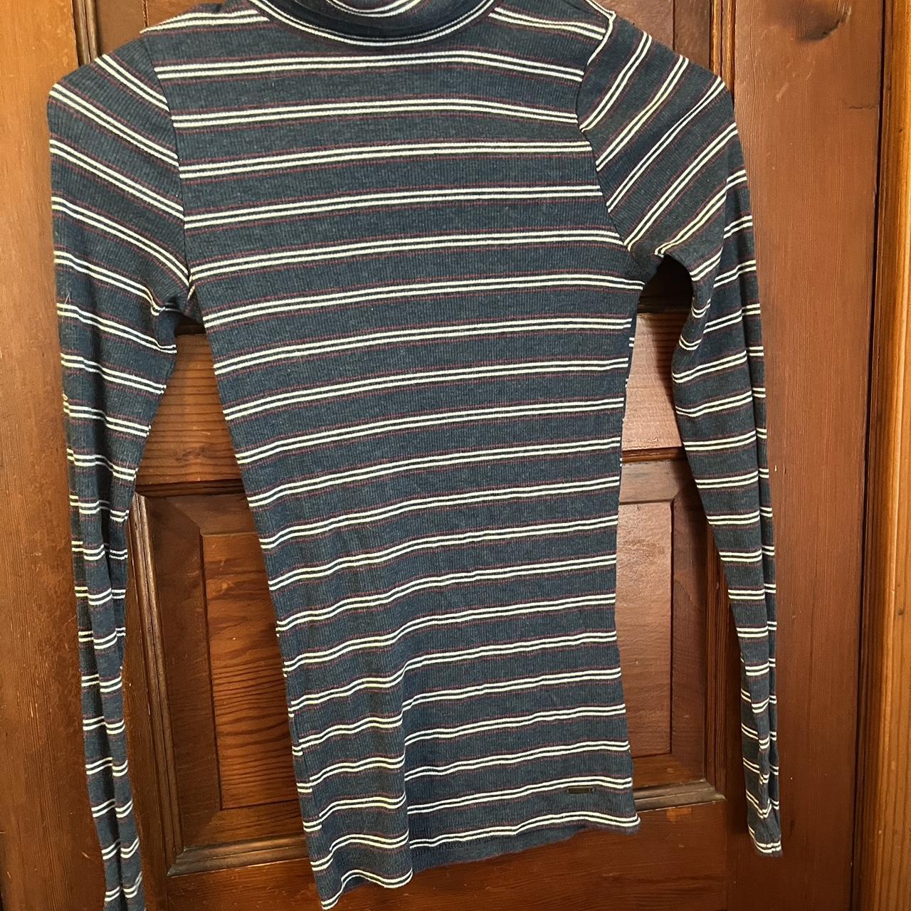 hollister turtleneck! very soft:) #stripes #turtleneck