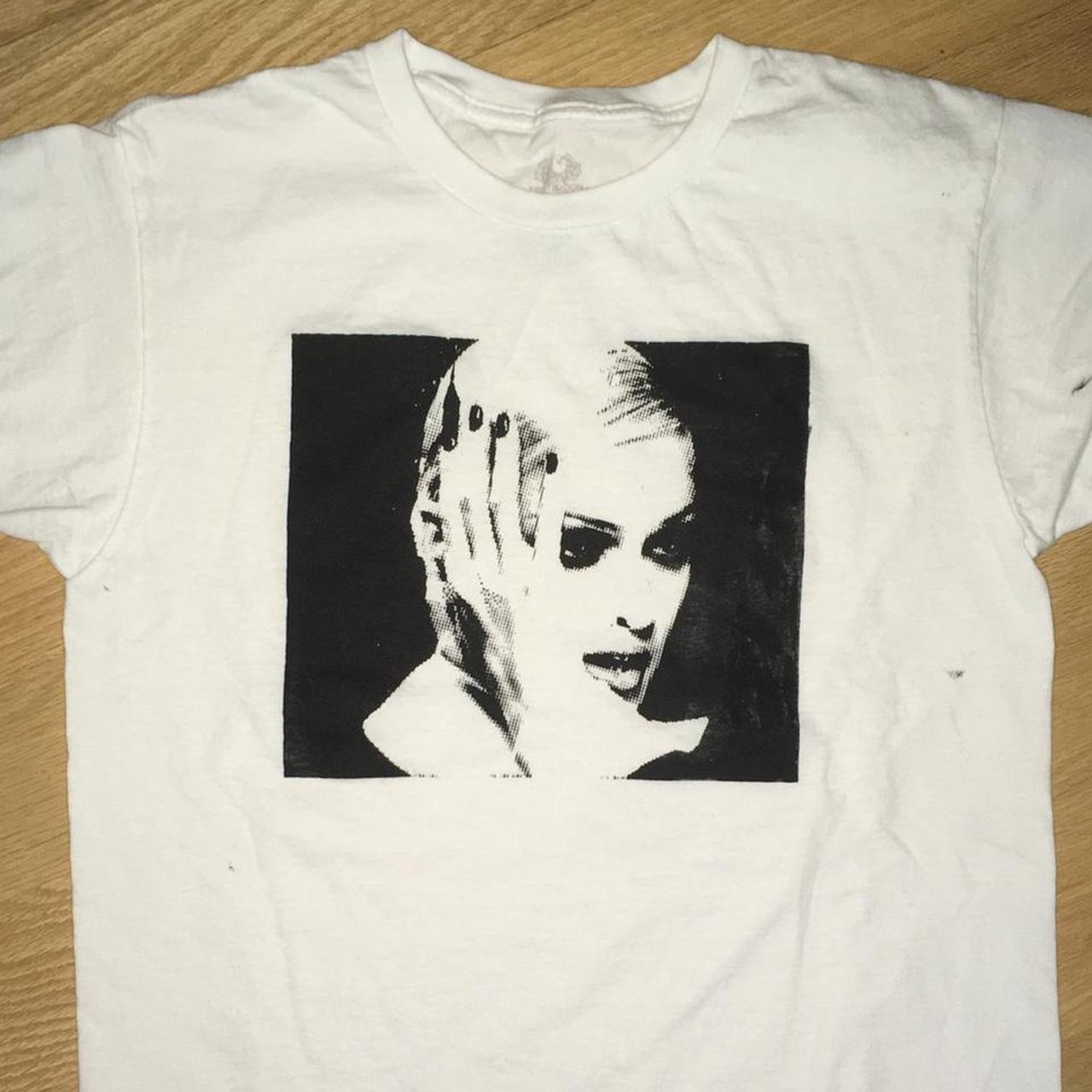 Madonna 𝐸𝓇𝑜𝓉𝒾𝒸𝒶 1992 t shirt baby tee Screen... - Depop