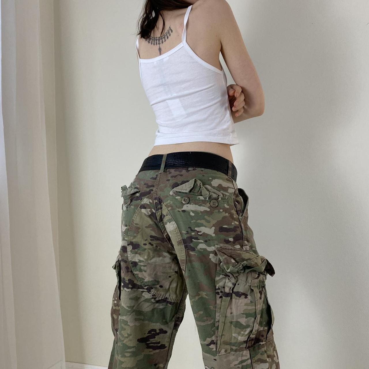 Baggy camo hot sale pants womens