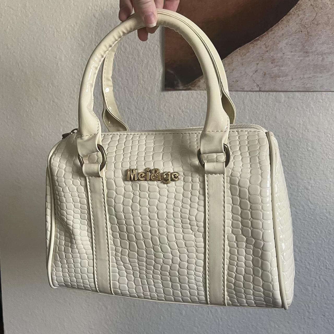 Adorable Mei&ge Cream Purse! DM for specific... - Depop