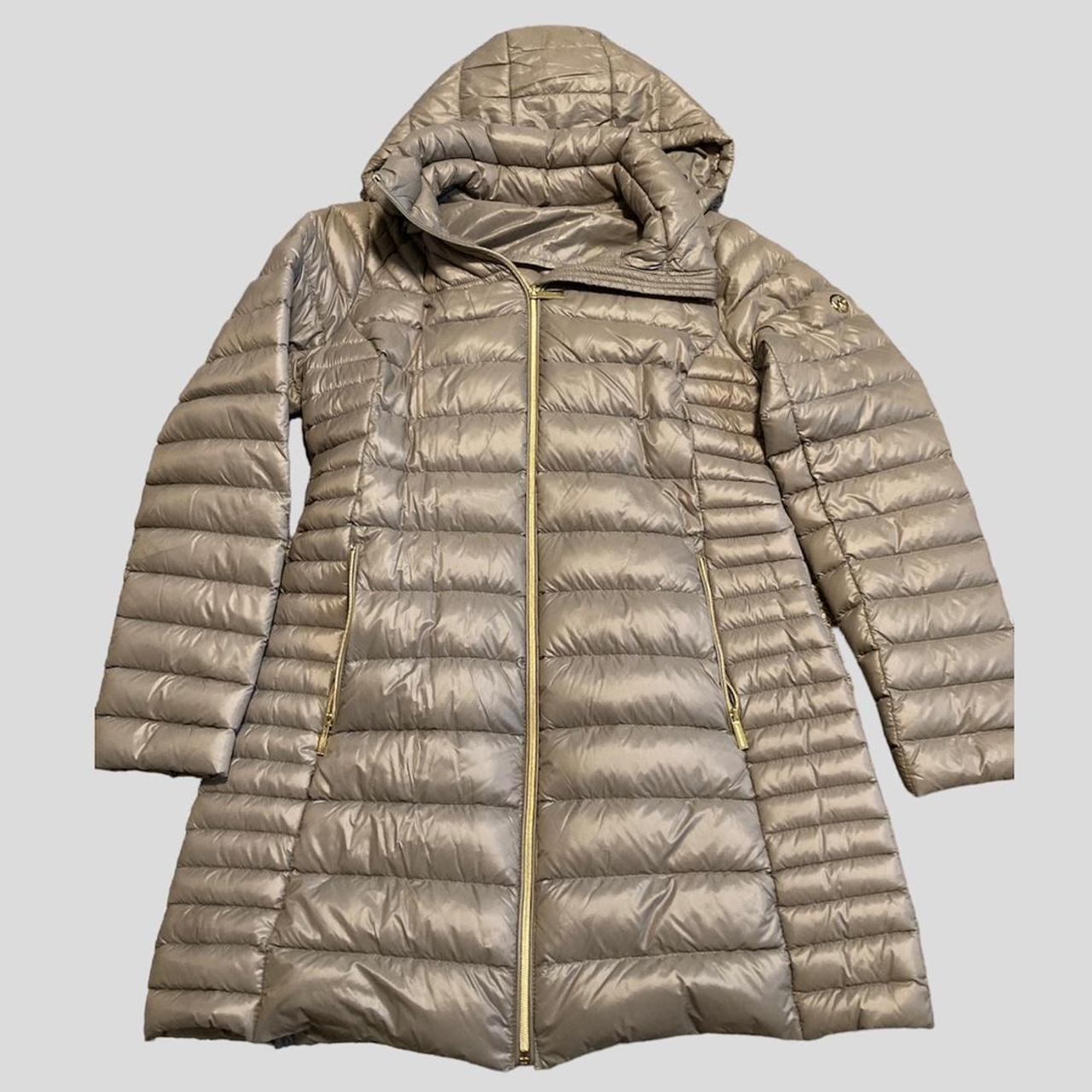 Michael Kors puffer down coat. Size medium. - Depop