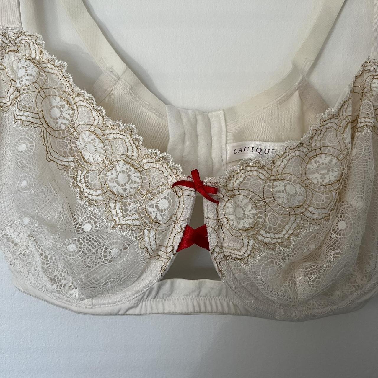 Cupid’s Bow Bra ️ Perfect for Valentine’s Day 💌... - Depop