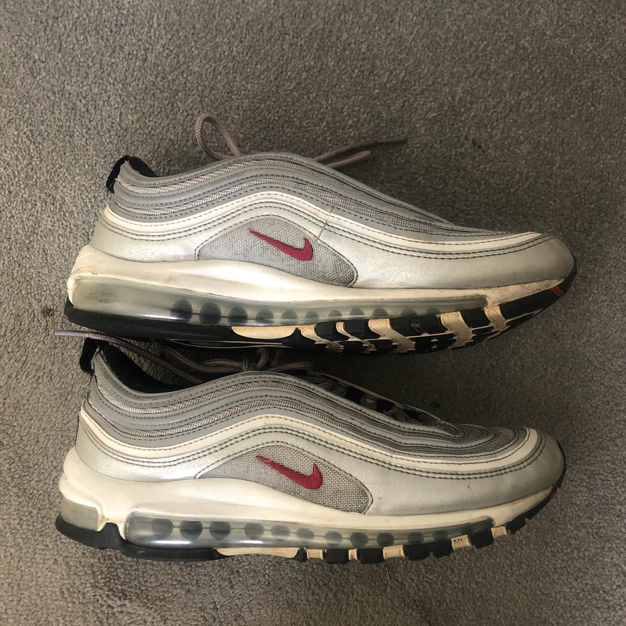 womens silver nike trainers