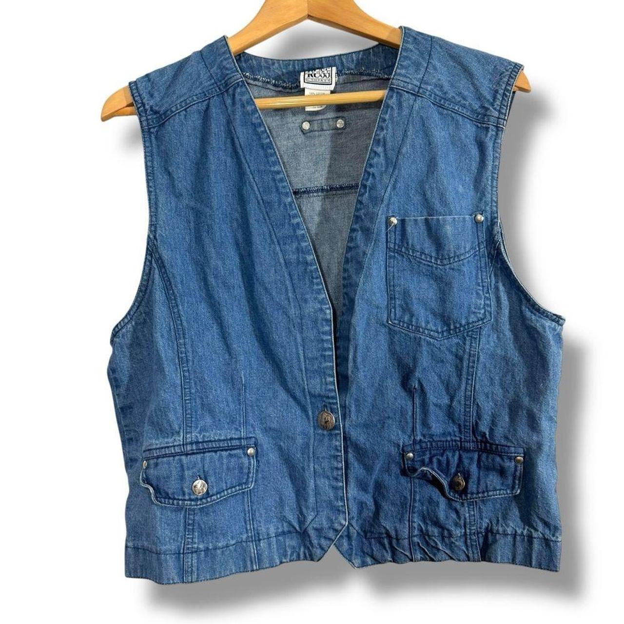 item listed by lizahhh