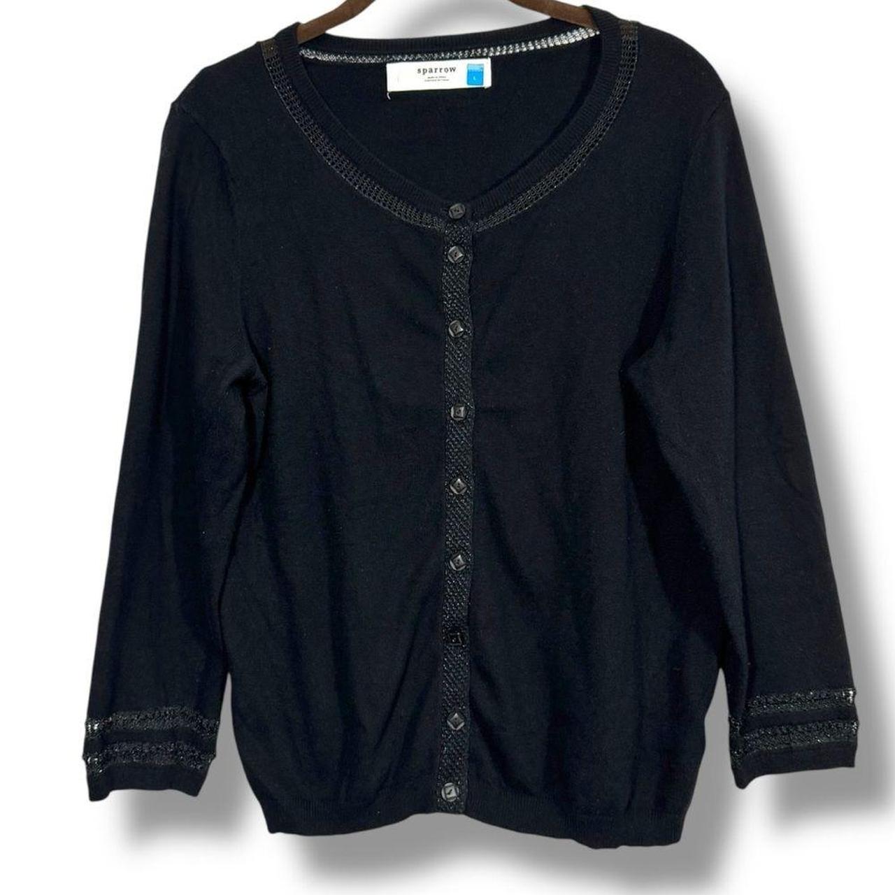 item listed by lizahhh
