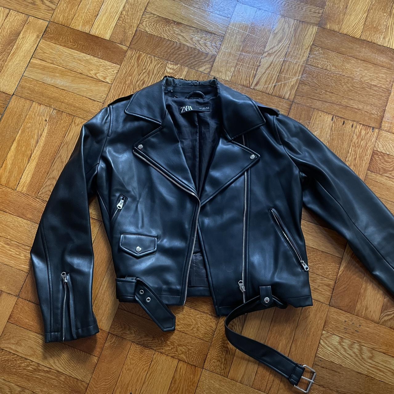 item listed by diannnaaa