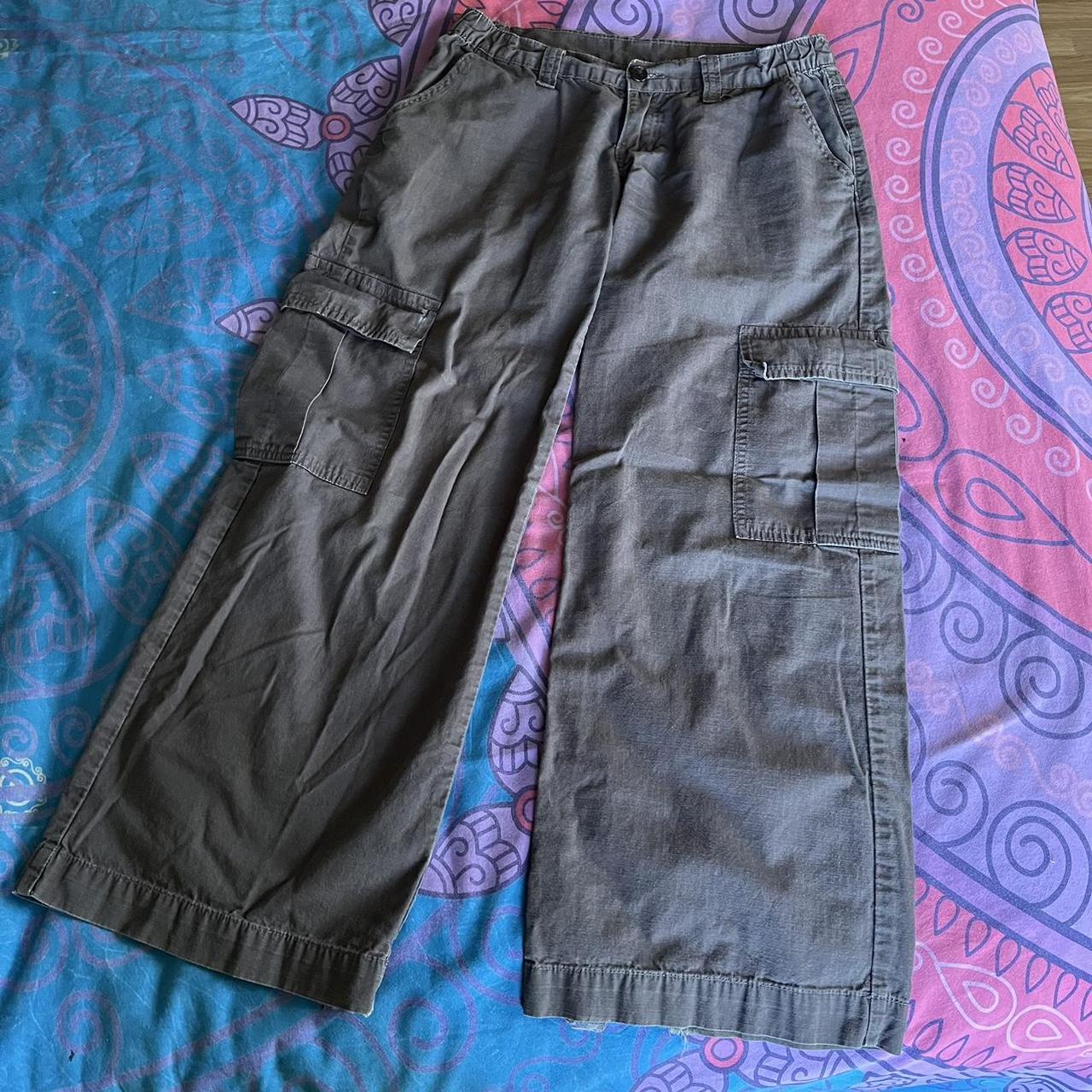 Brandy Melville / John Galt Parker (??) cargo pants... Depop
