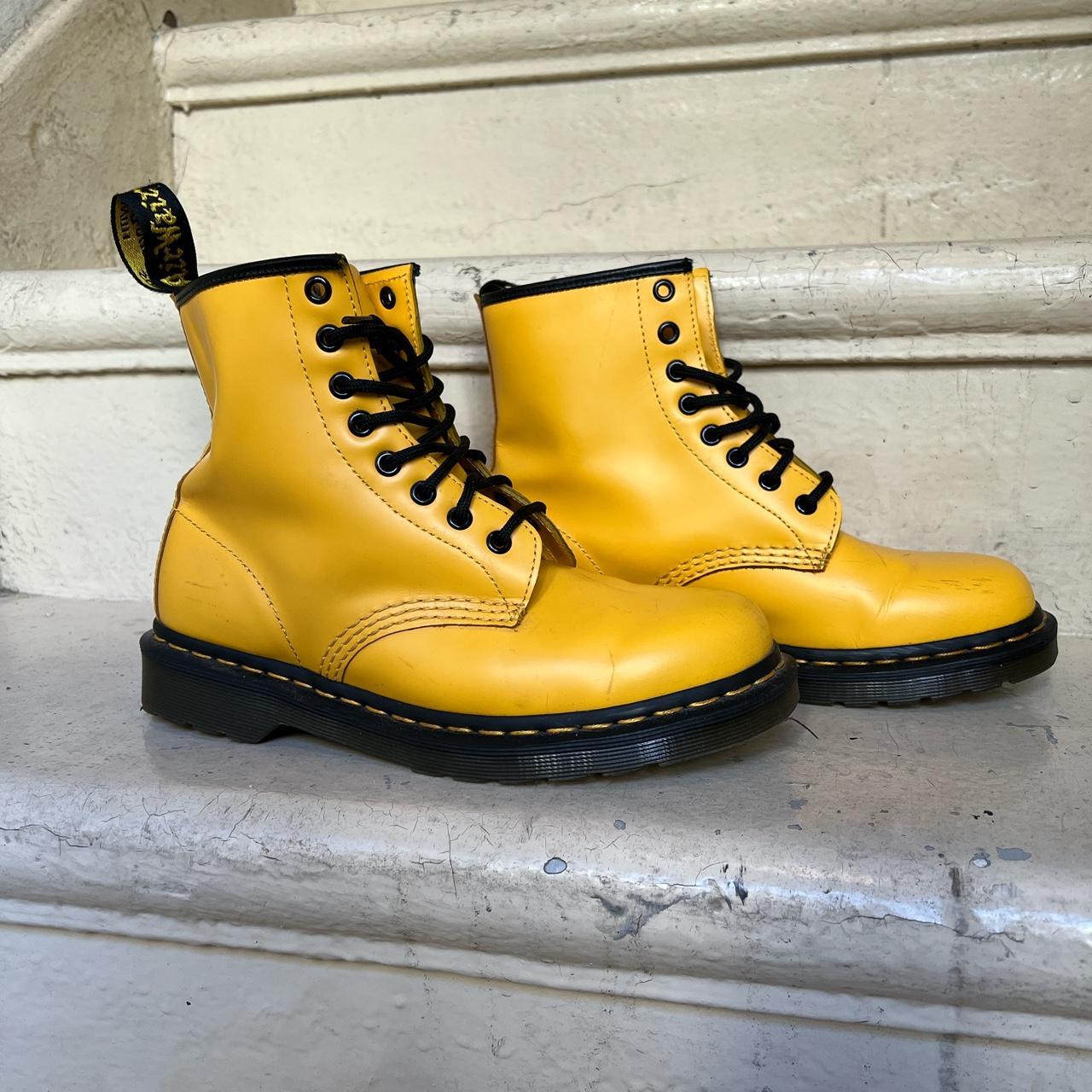 Dr. Martens Women's multi Boots (2)