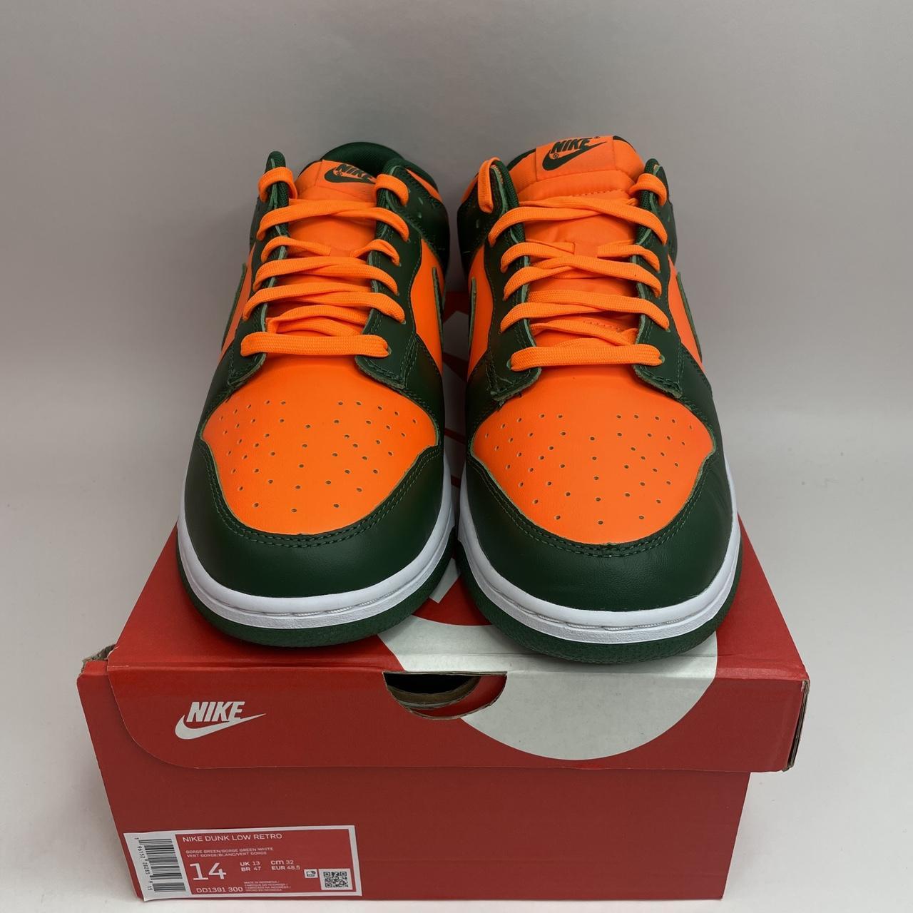 Nike Men's Green and Orange Trainers | Depop