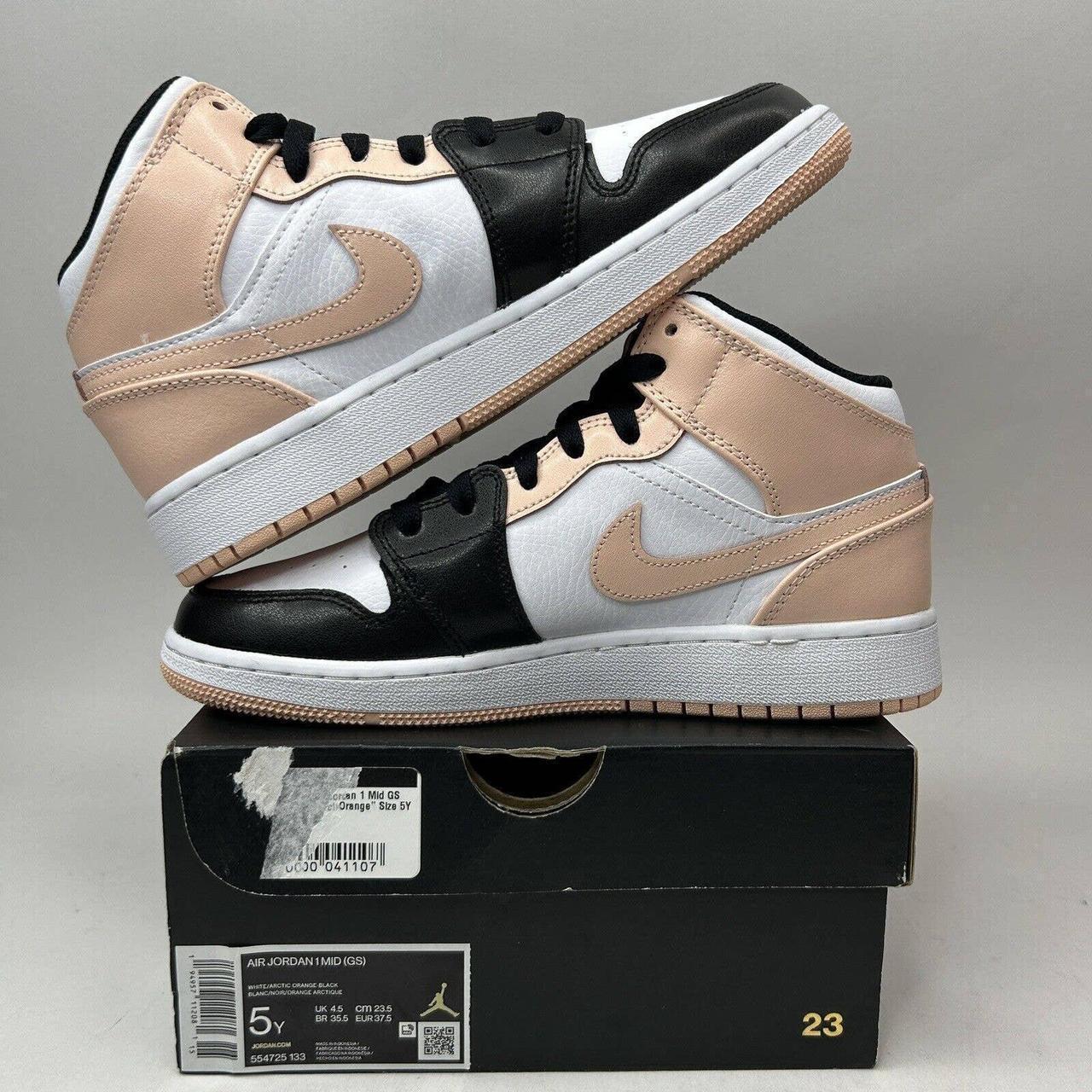 Air Jordan shops 1 Mid Crimson Tint GS Size 4Y