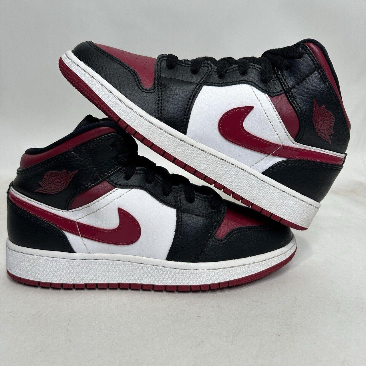 Jordan womens air jordan 1 mid trainer black / white / noble red best sale