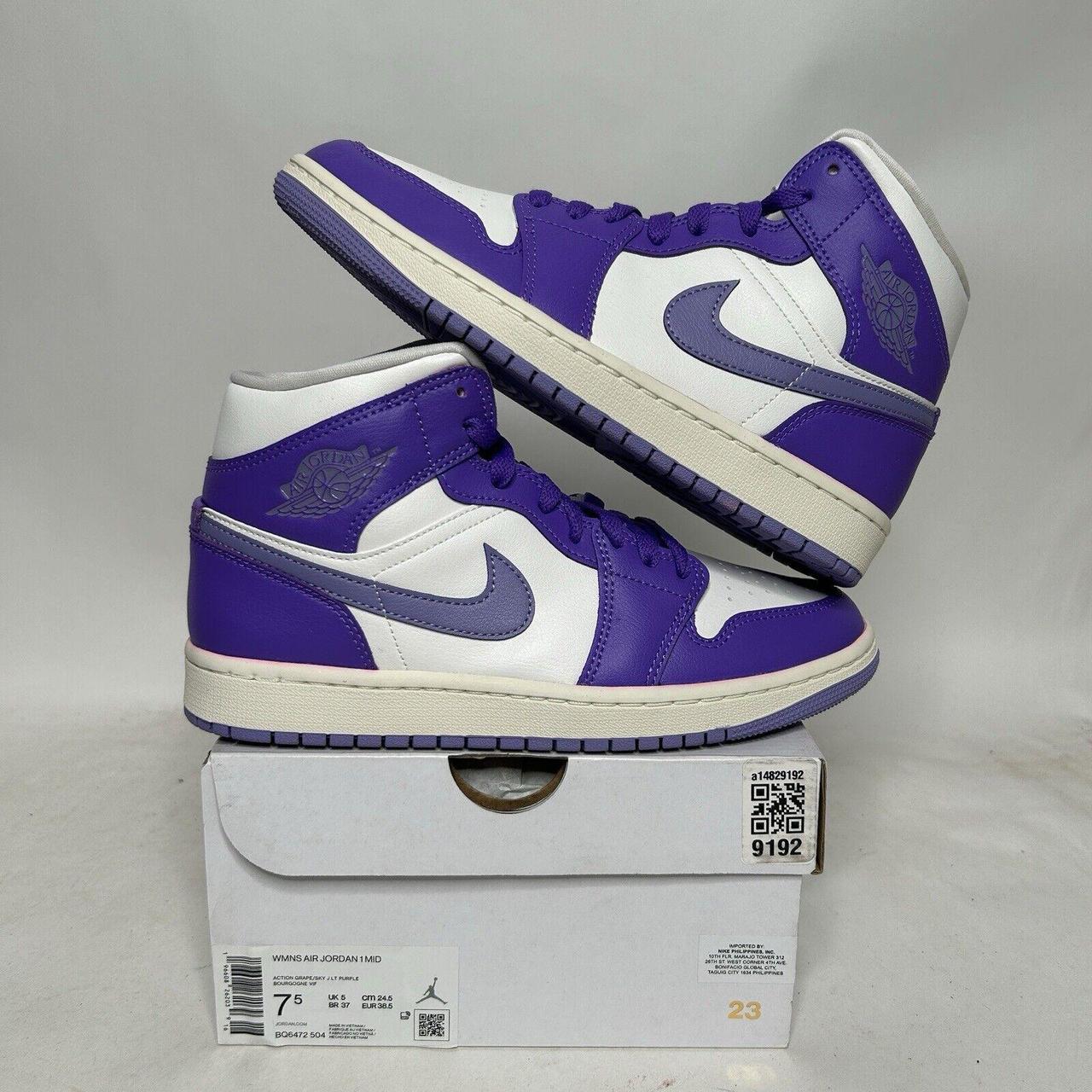 Nike air 2024 women’s shoes 7.5 retro purple