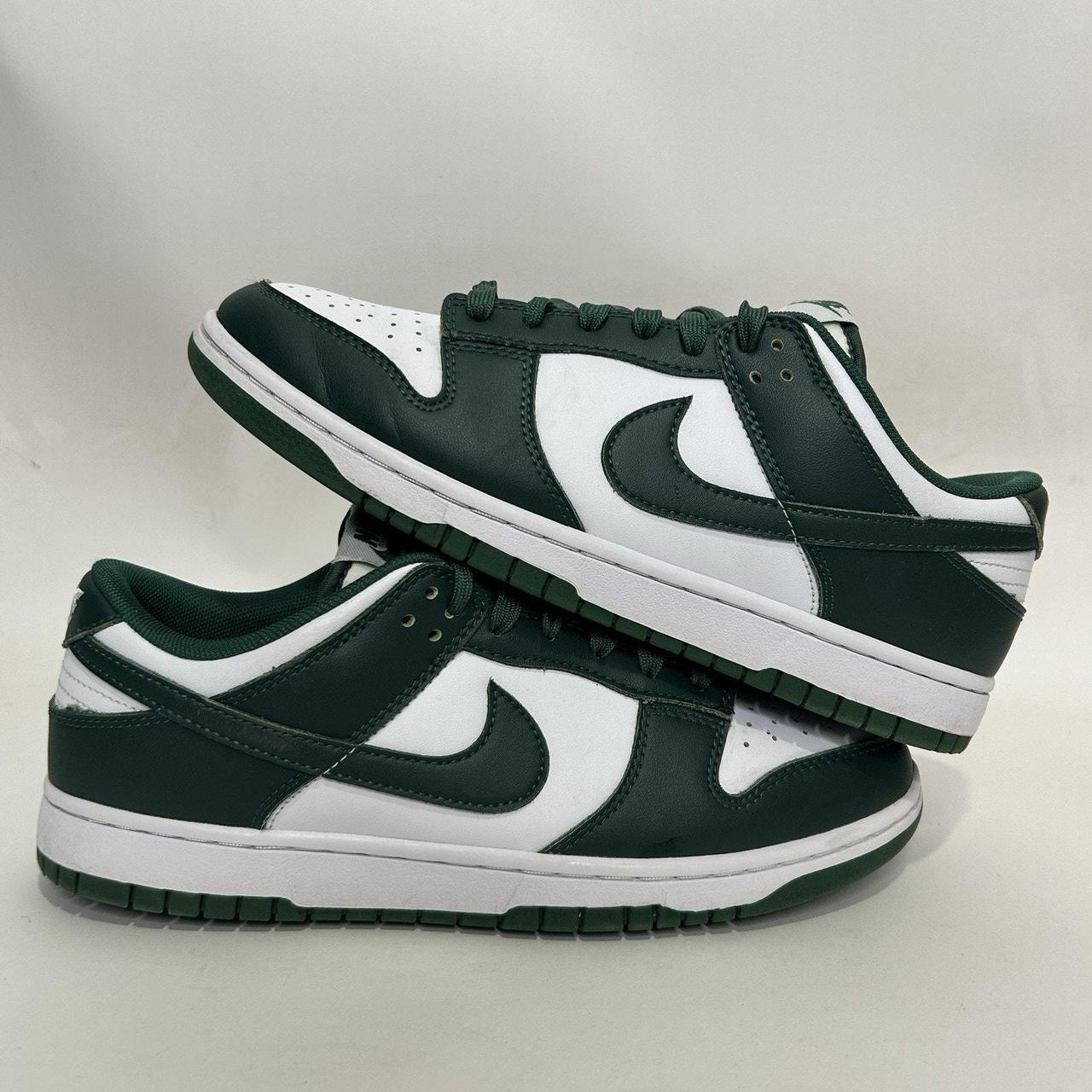dunk low varsity green resell