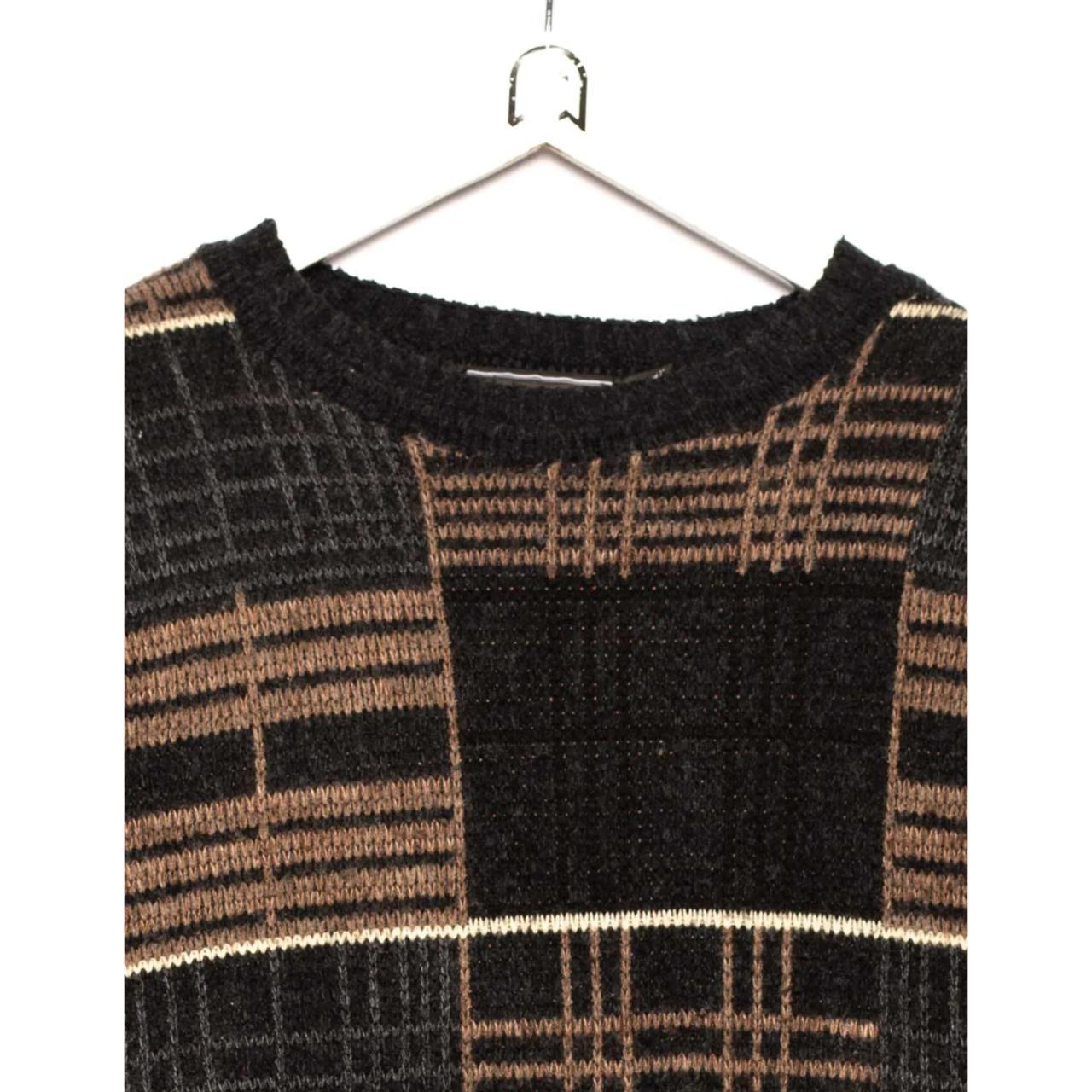David Taylor Sweater Striped Pattern... - Depop
