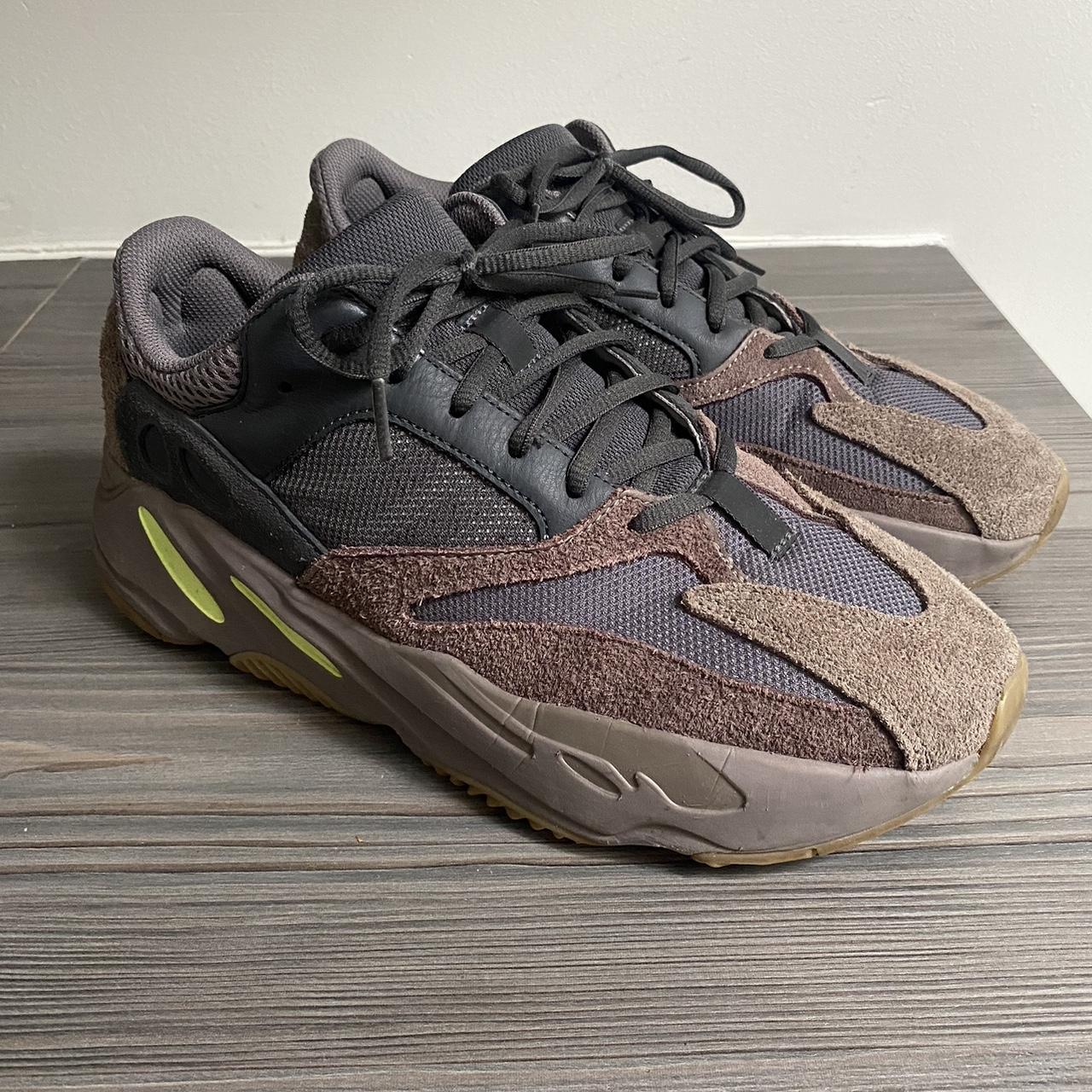 700 v1 mauve