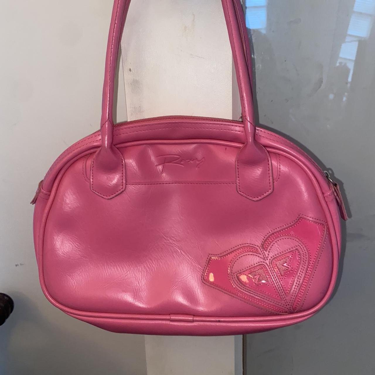 cutest 2000s hot pink roxy handbag💗💗💗 super adorable... - Depop
