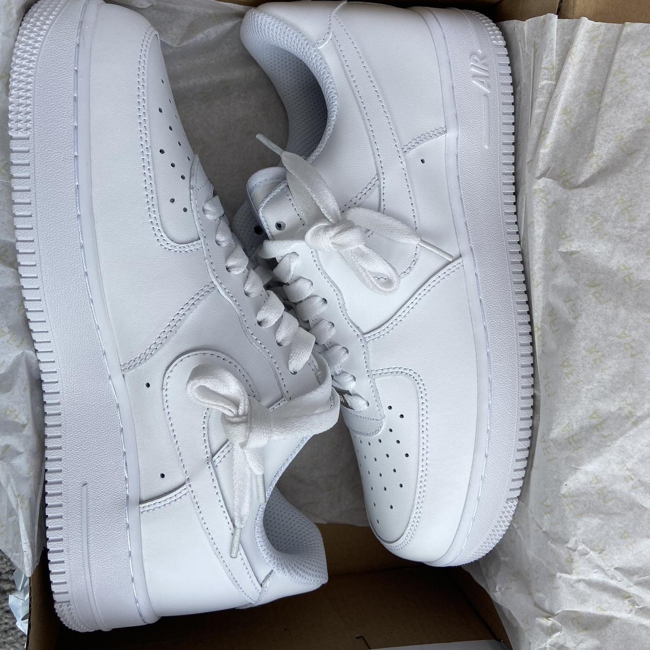 mens 7.5 white air force 1