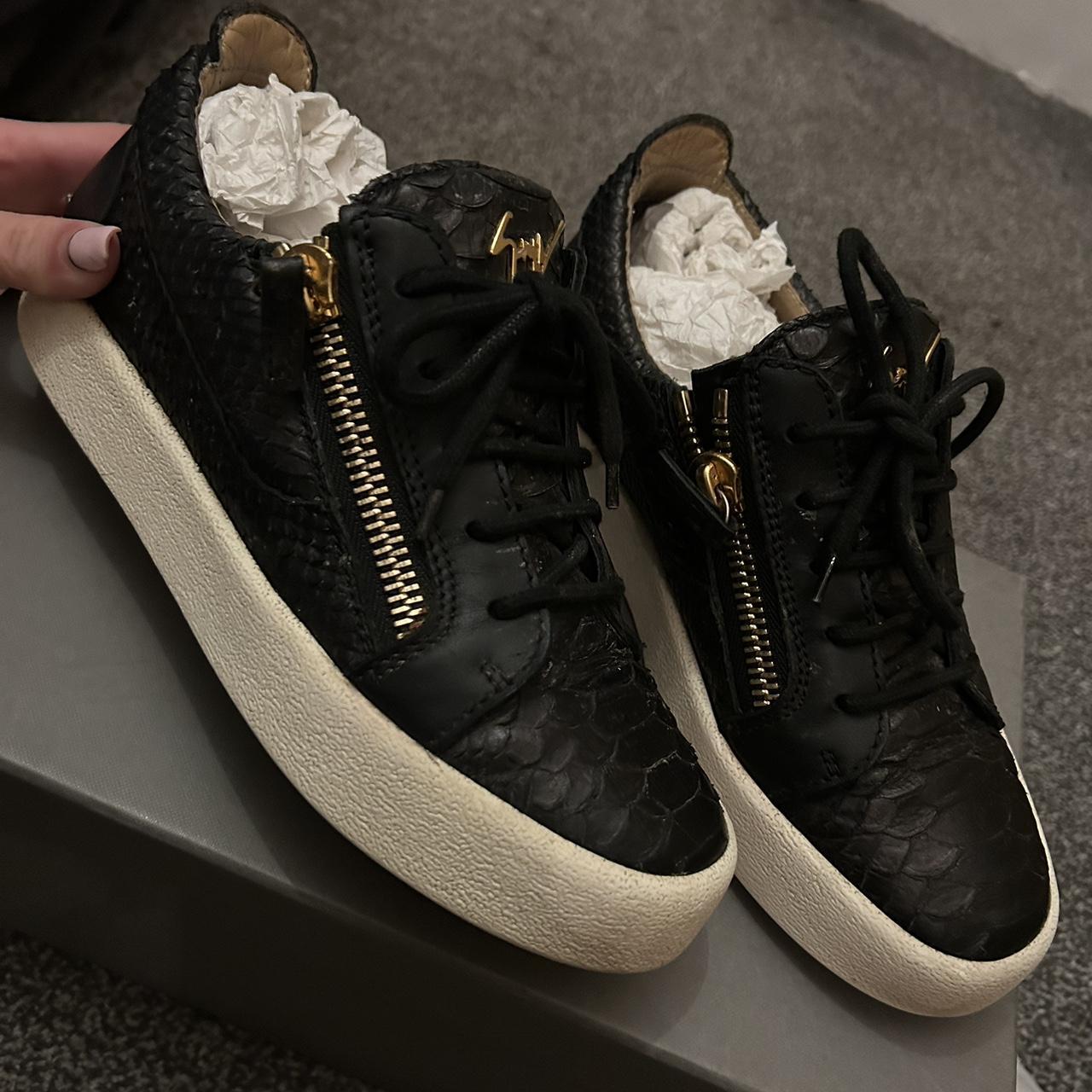 Giuseppe Zanotti May London Croc-Embossed Sneaker 関税送料込 Giuseppe Zanotti Black Croc May London Sneakers In Zayn Nero