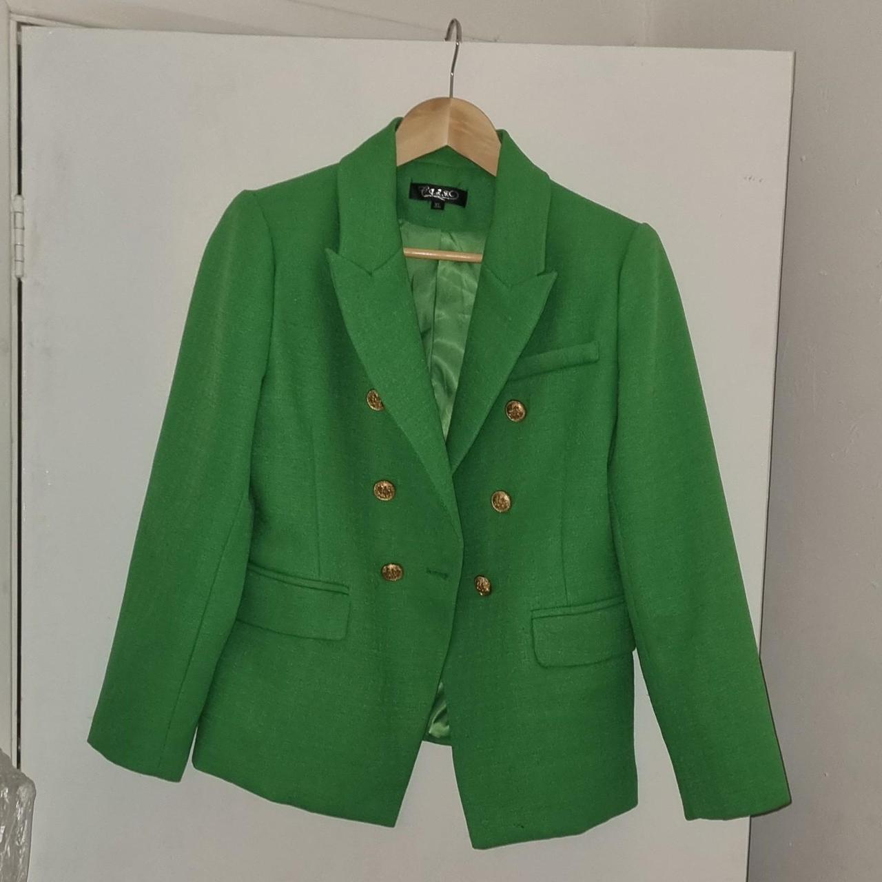 Green blazer like new . Size 12 - Depop