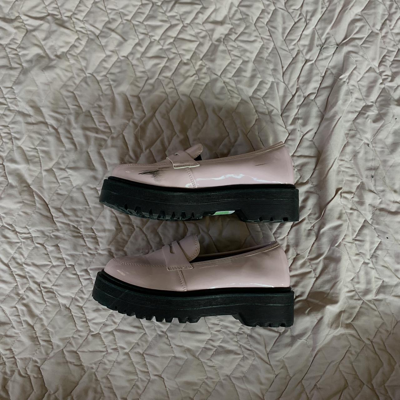 Light pink Platform loafers! Size 7 have a few scuffs! - Depop