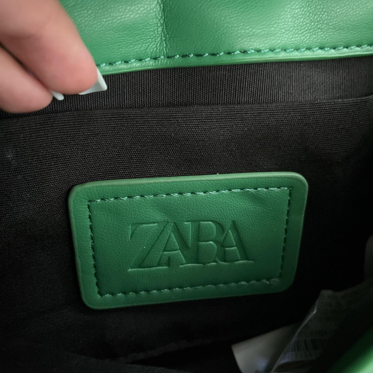 Zara Women's Green Bag Depop