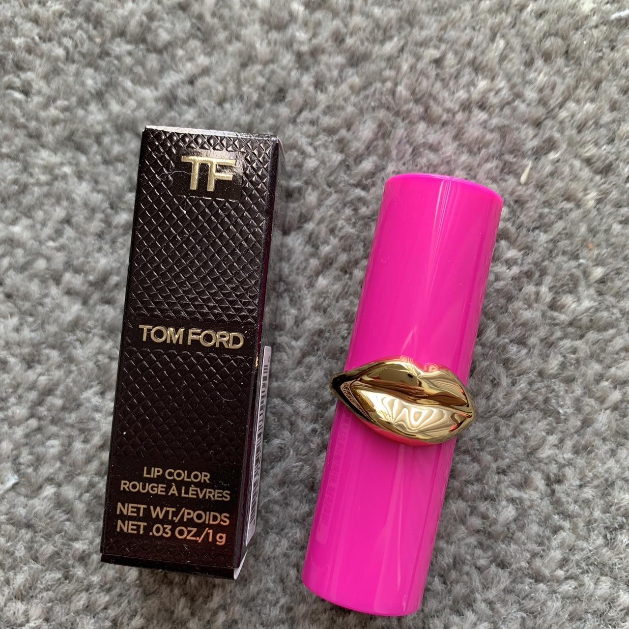 Order Makeup bundle Tom ford