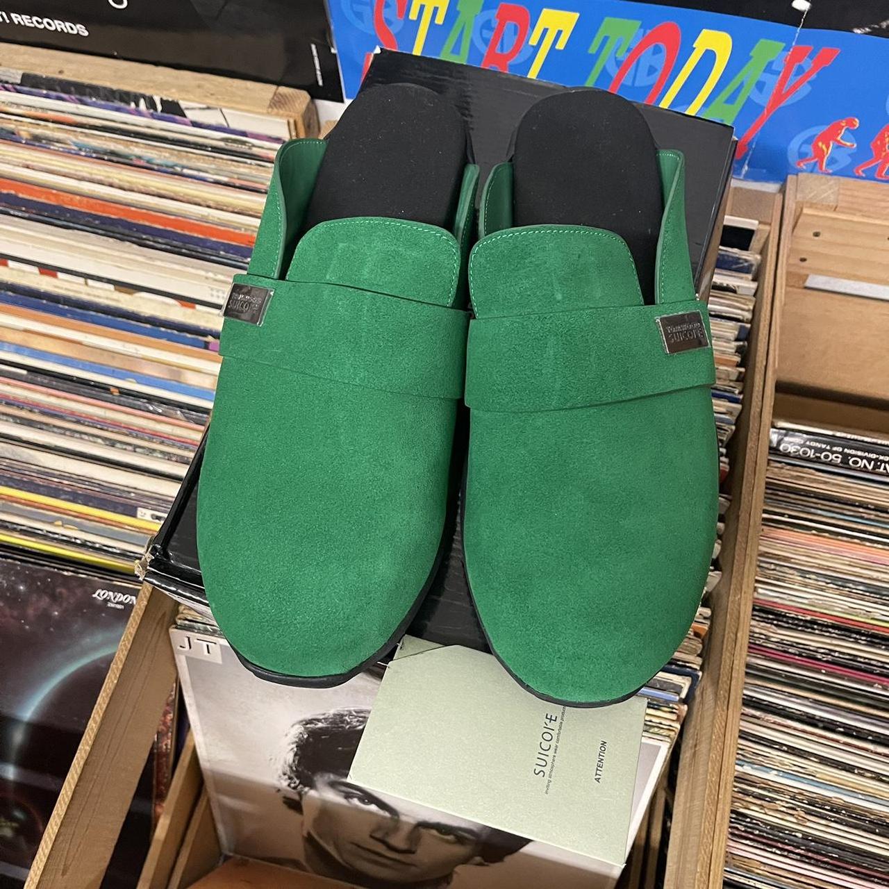 suicoke green