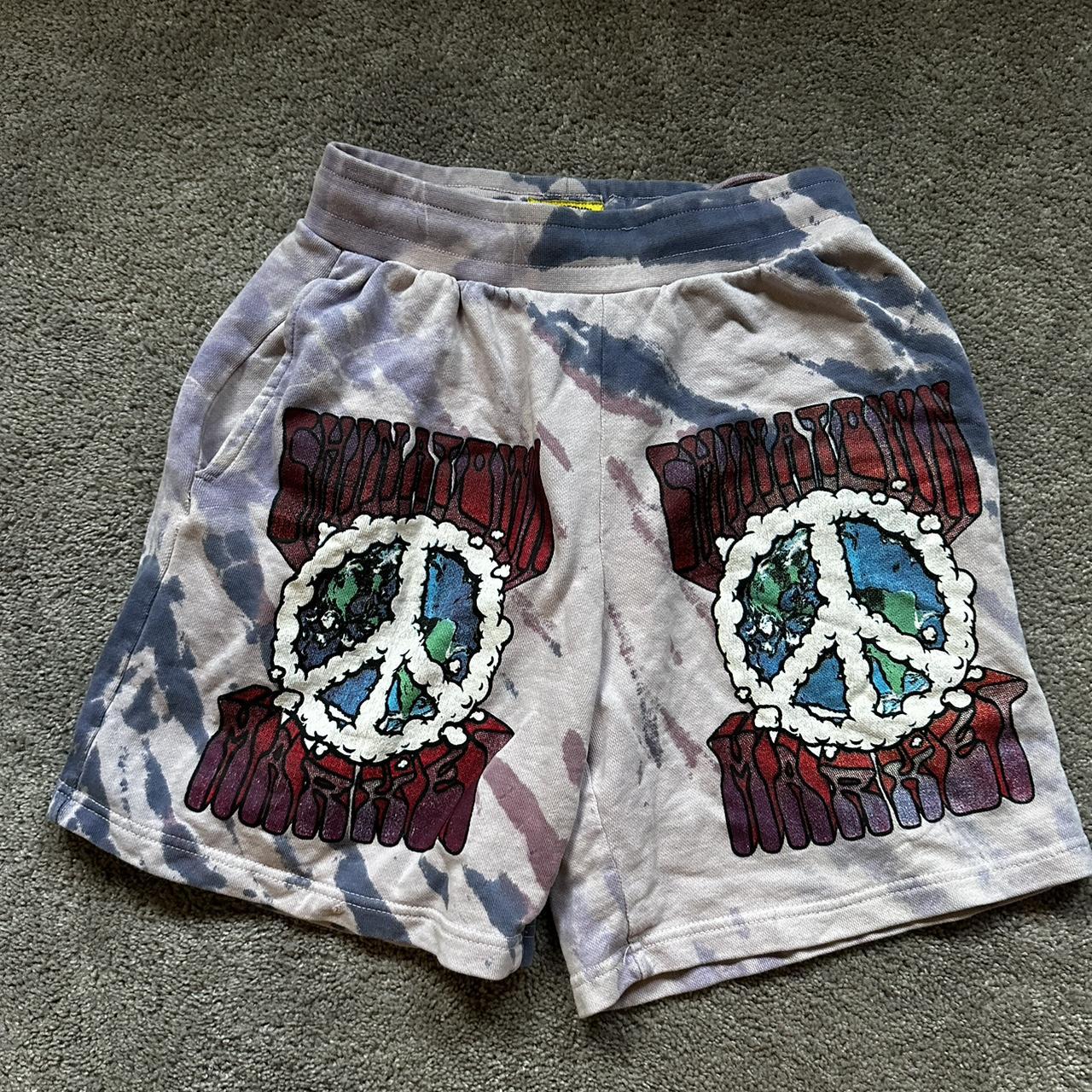 Chinatown Market authentic Shorts -(Size Large)