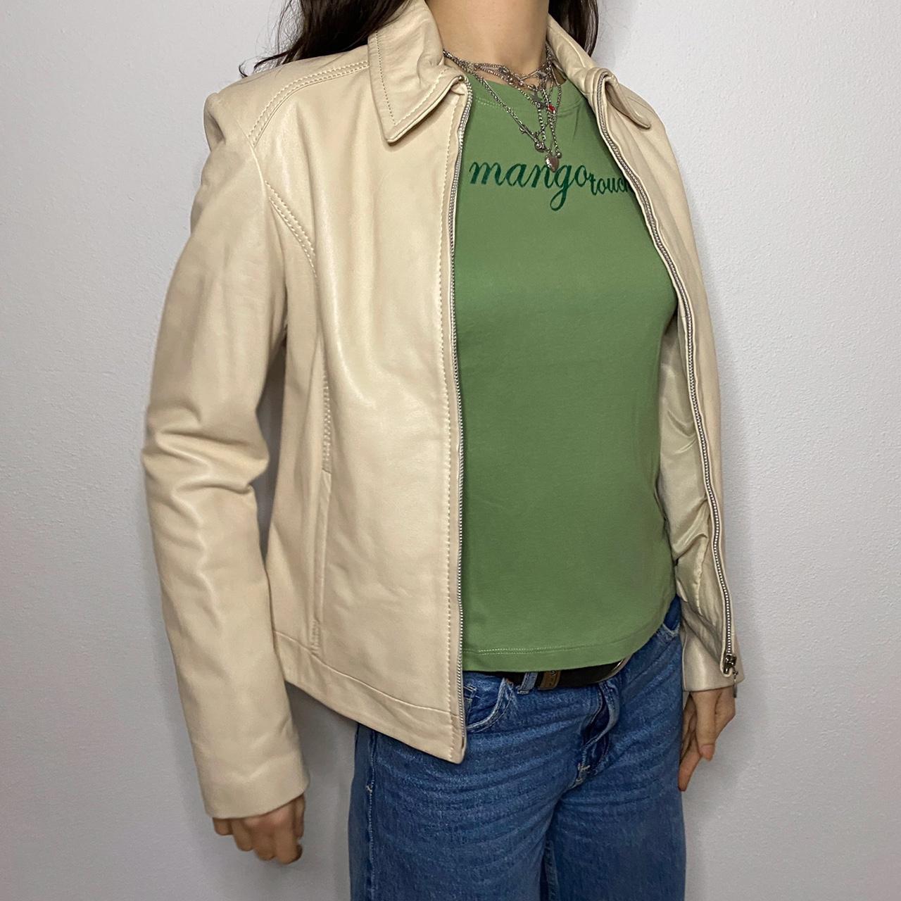 Women's Cream Jacket Depop