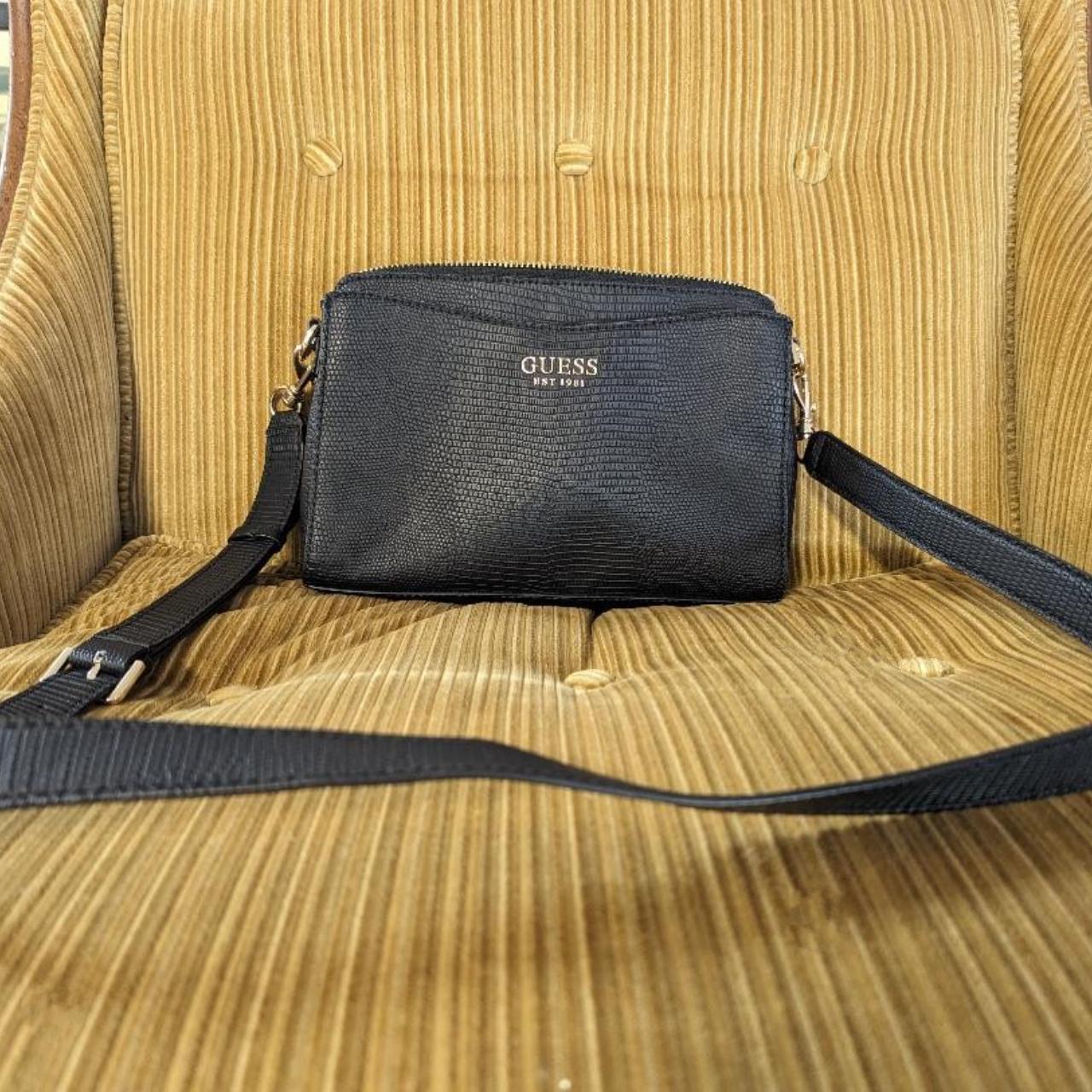 Guess flora mini crossbody sale