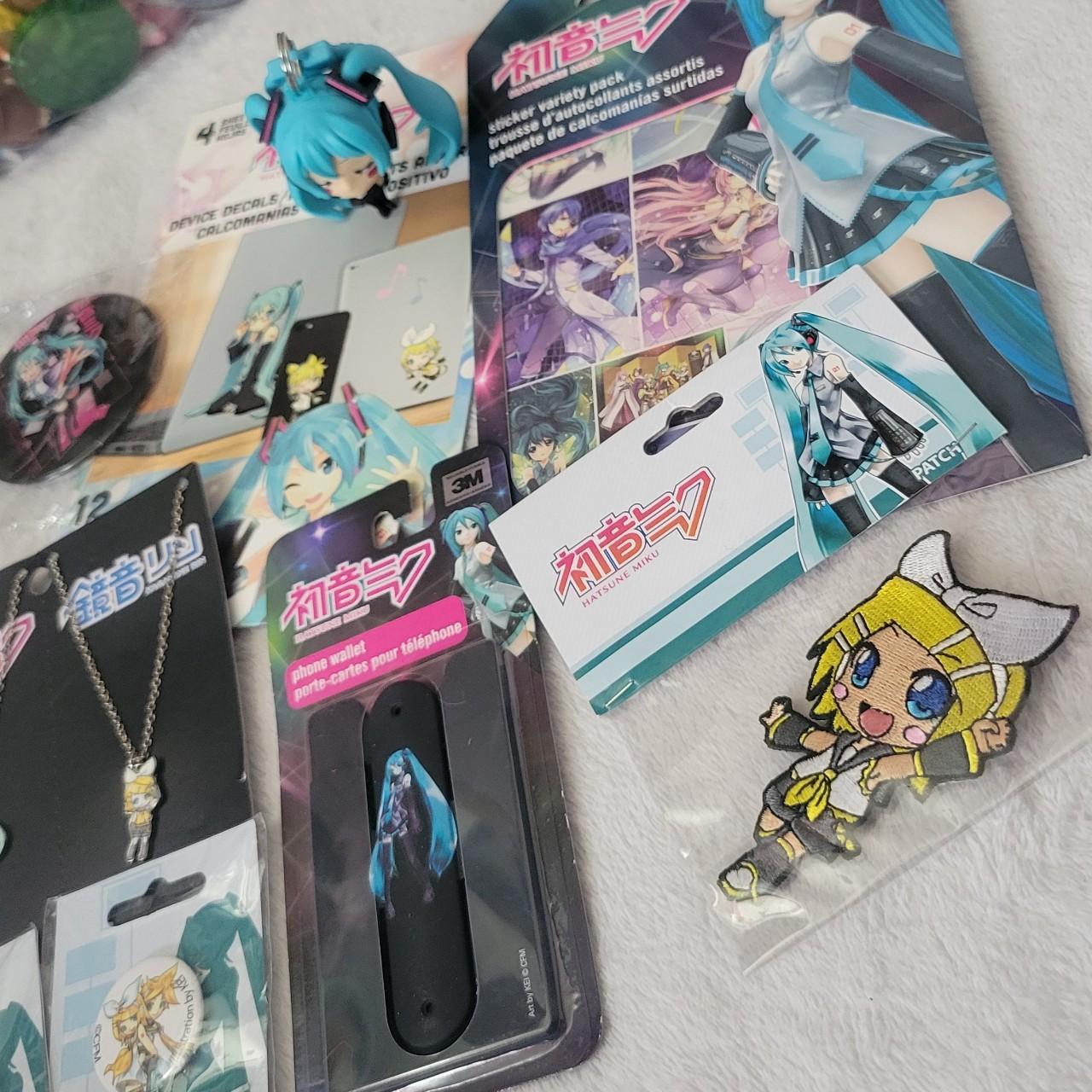 Hatsune Miku And Kagamine Rin Vocoloid Lot. Lots Of - Depop