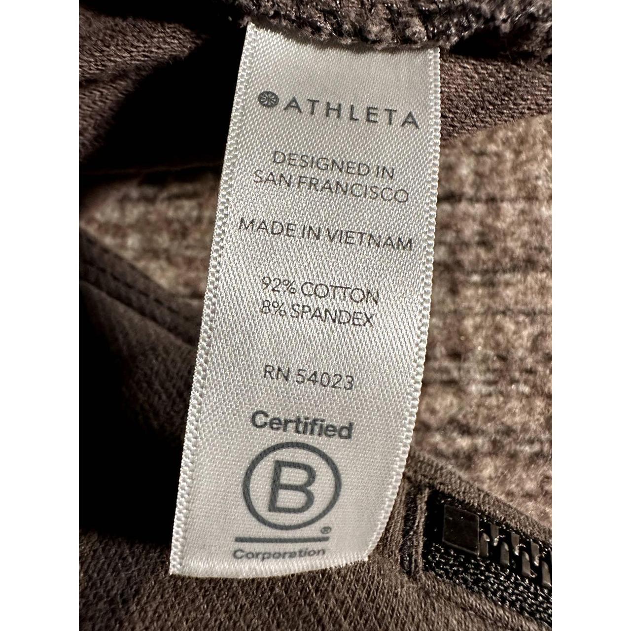 Athleta Farallon Jogger Pants Olive Camo Print Size - Depop