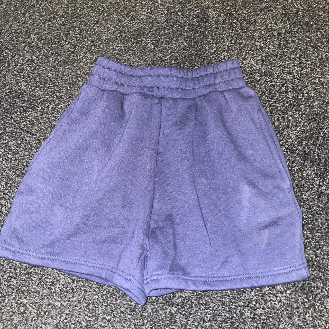 PrettyLittleThing Women's Navy and Blue Shorts | Depop