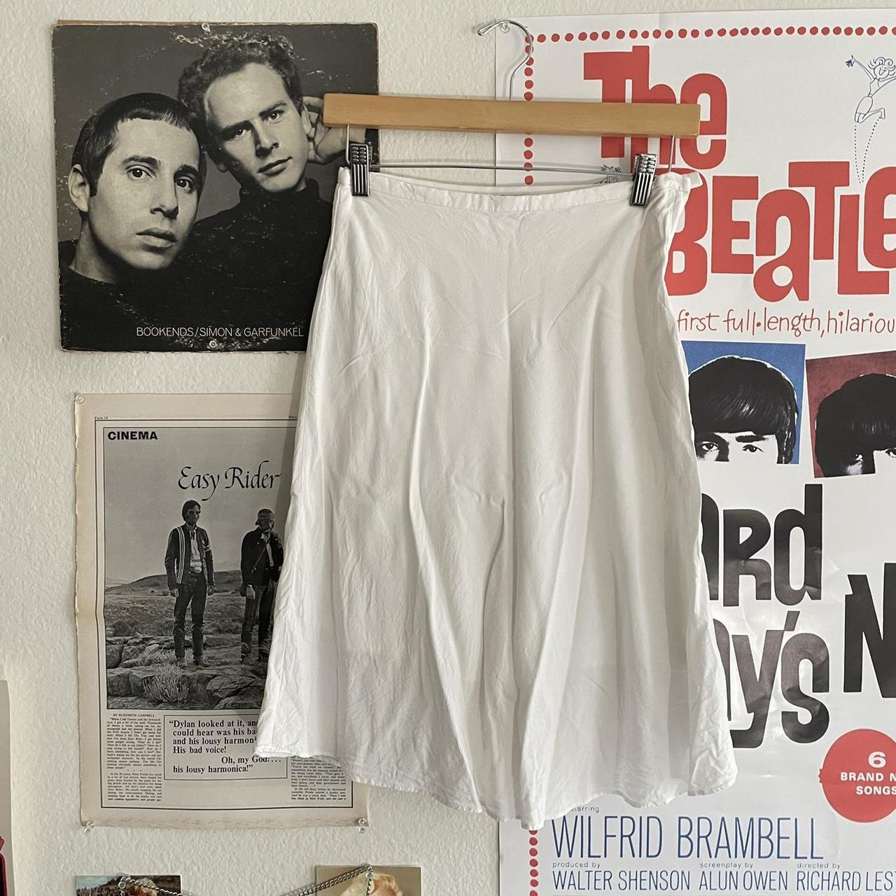 Brandy Melville Women's White Skirt Depop