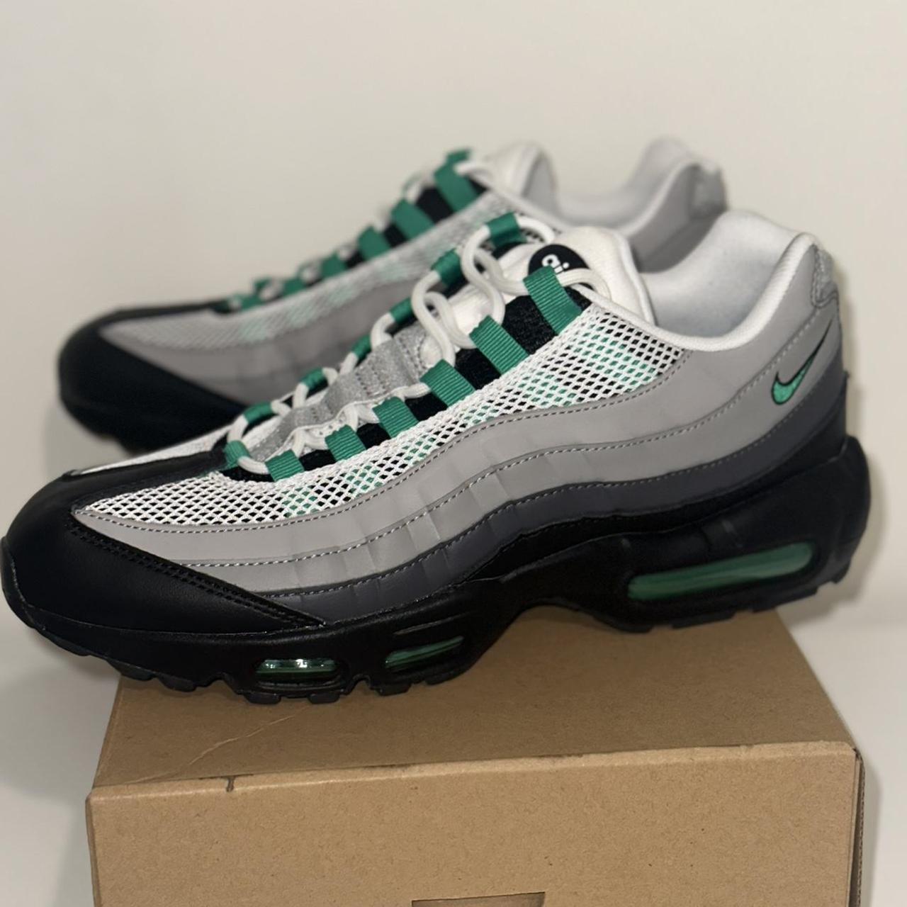 NIKE AIR MAX 95 STADIUM GREEN • UK SIZE 9.5 MENS/... - Depop