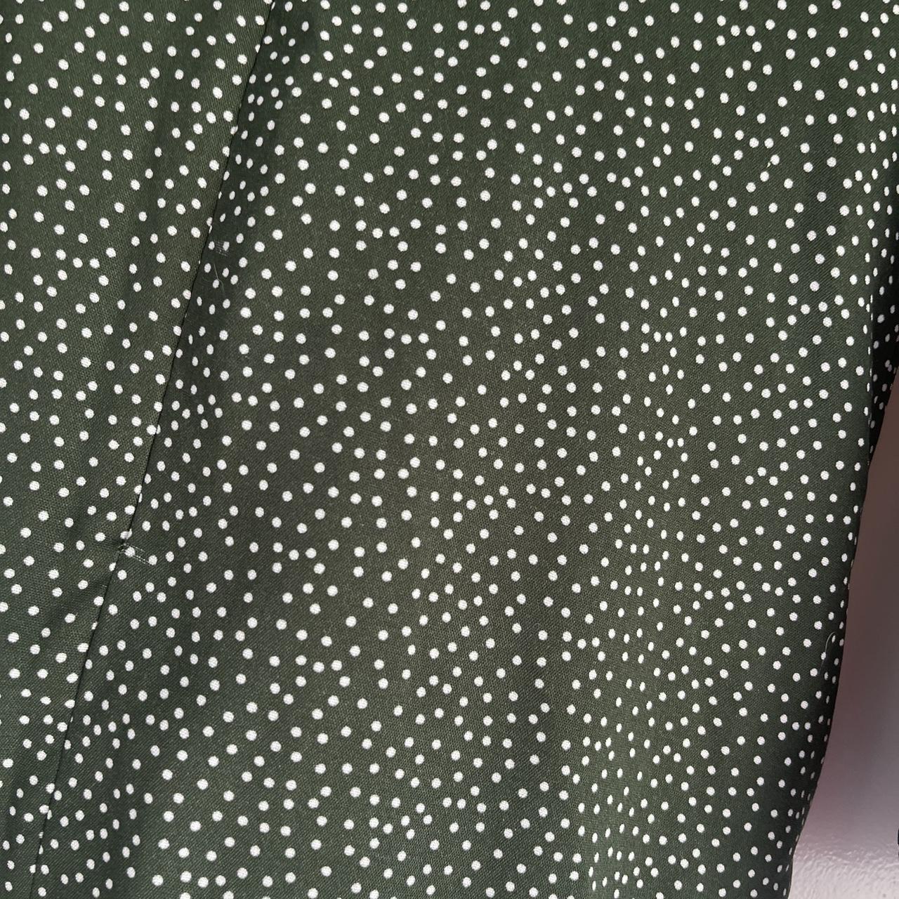 NWOT Missguided Green and White Polka purchases Dot Ruched Side Tea Dress 14