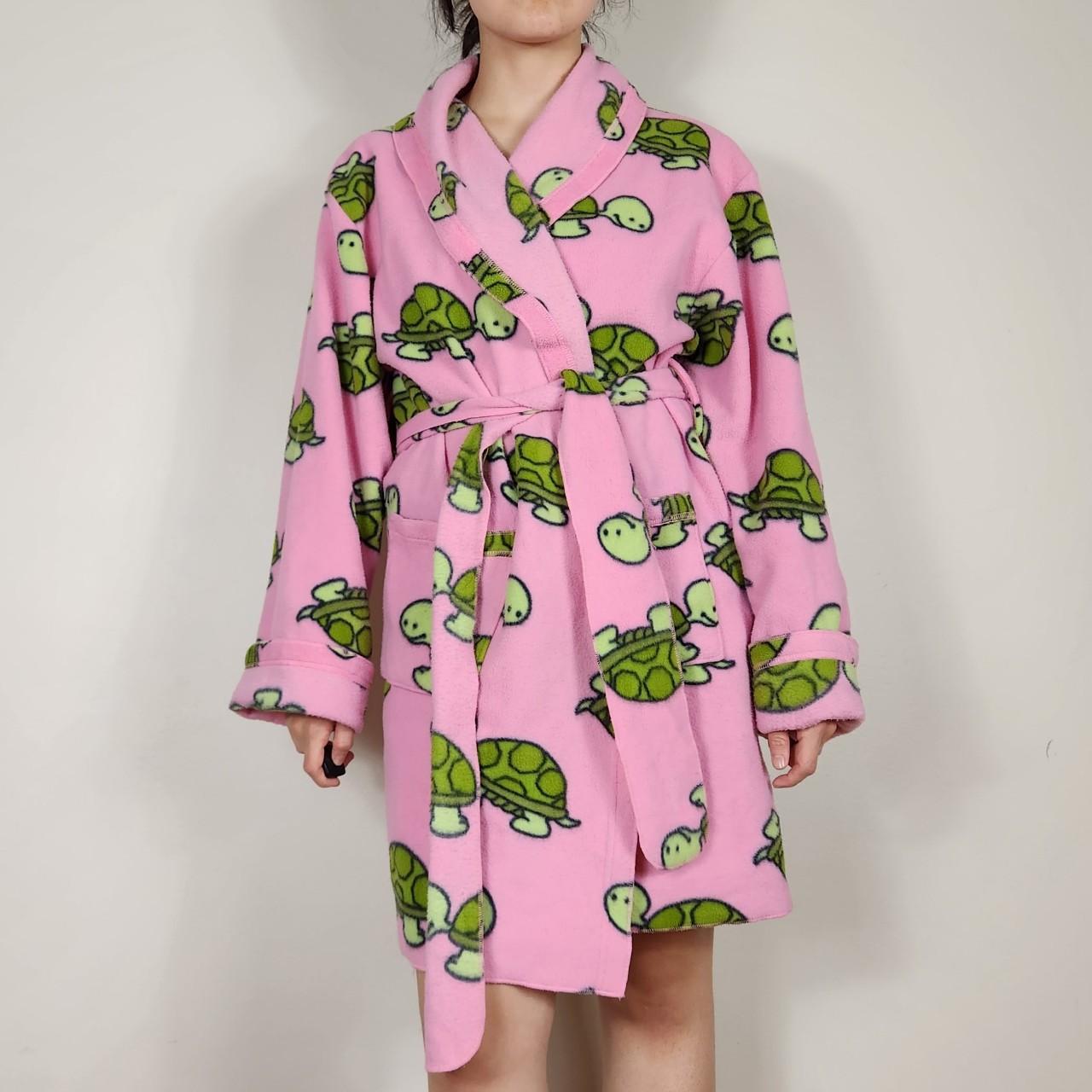 Vintage turtle bathrobe This is in amazing... Depop