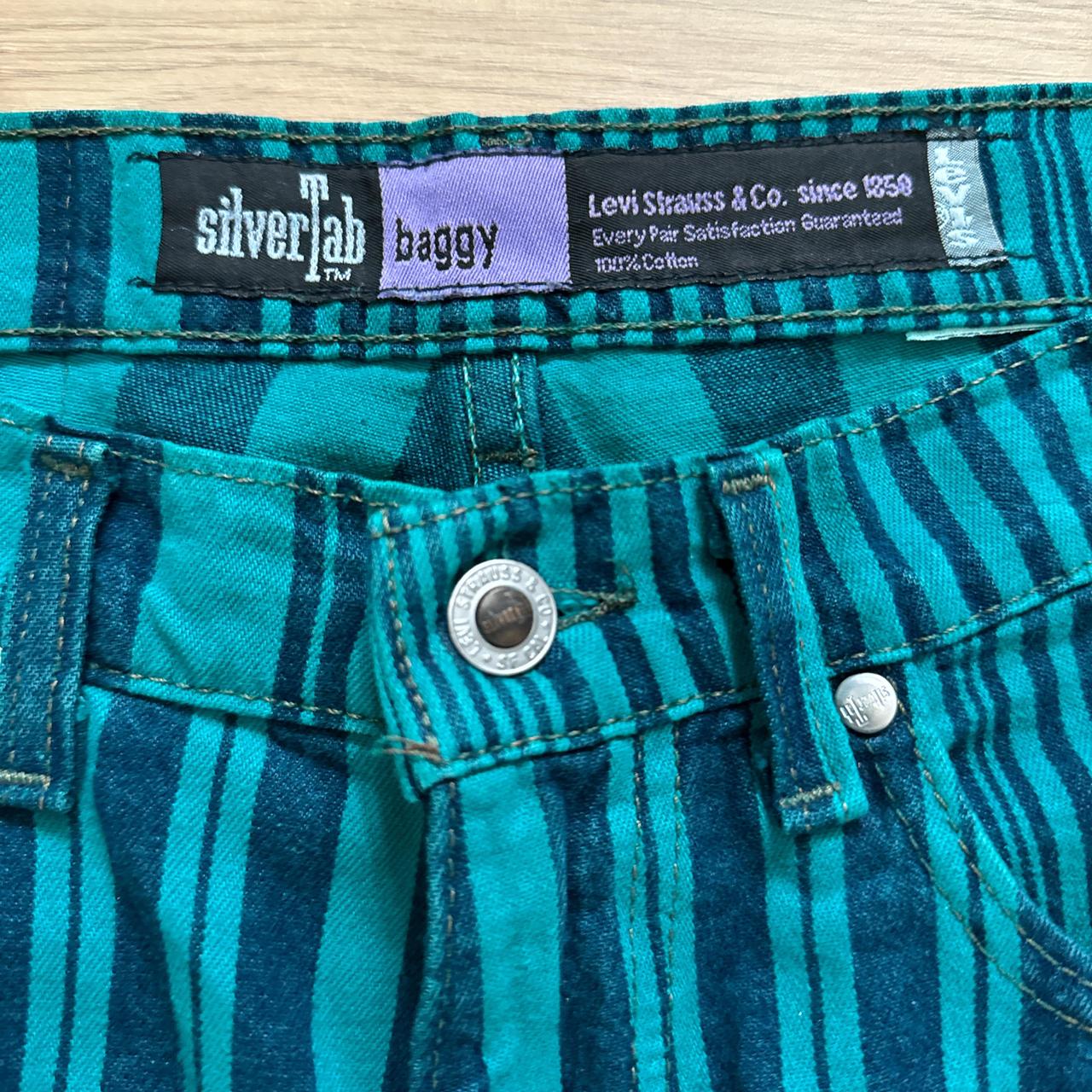 Vintage Levis Silvertab striped shorts 31” | Depop