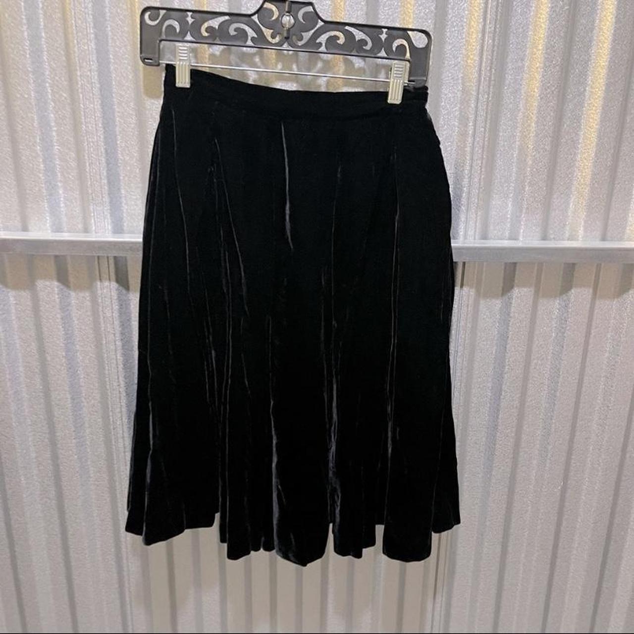 Vintage yves saint laurent velvet skirt - Depop