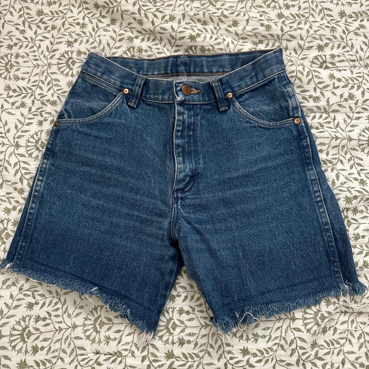item listed by pricklyypearr